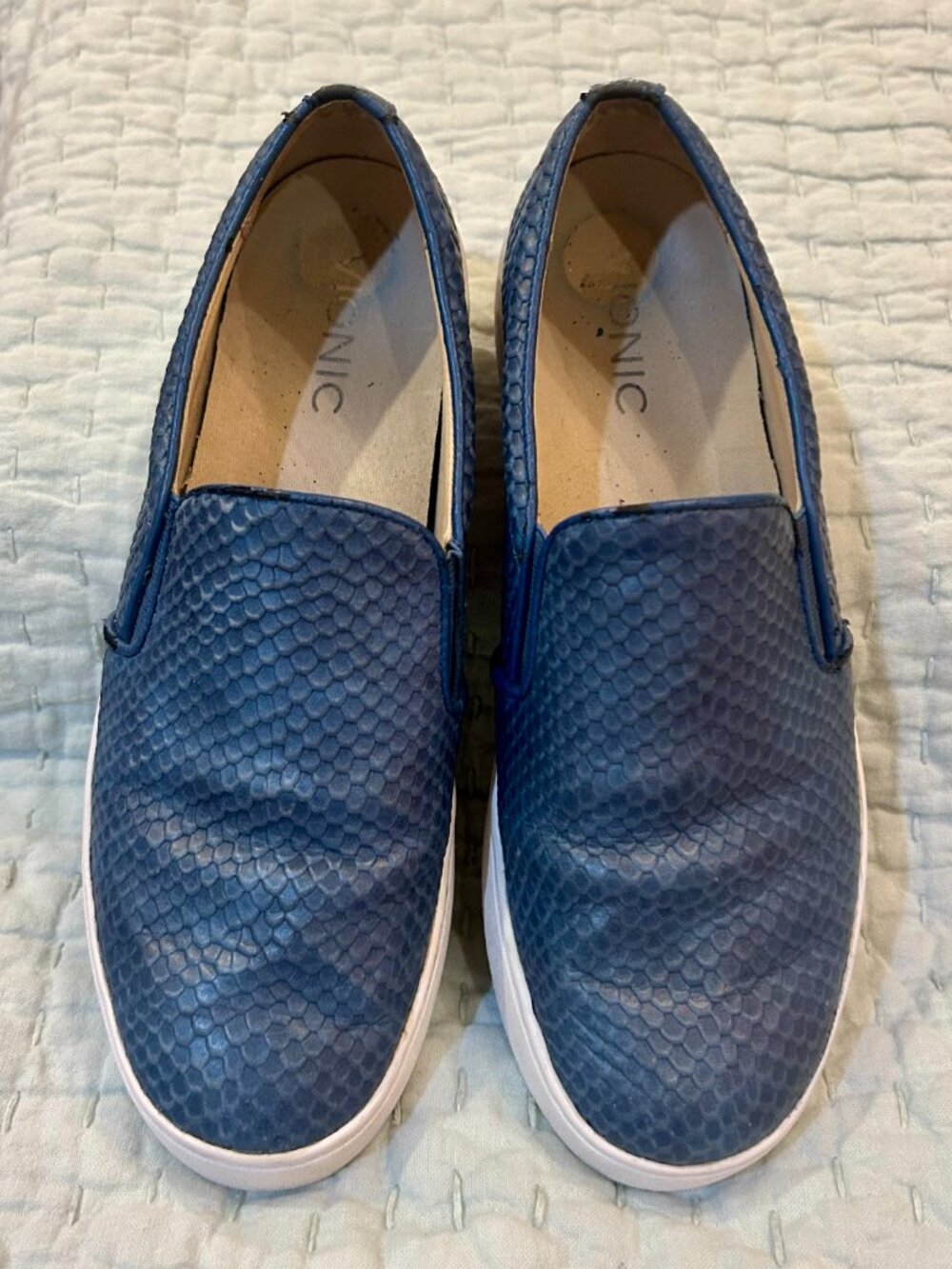 Vionic Midi Blue Leather Snake Print Slip On Sneakers 7.5 - Picture 11 of 13